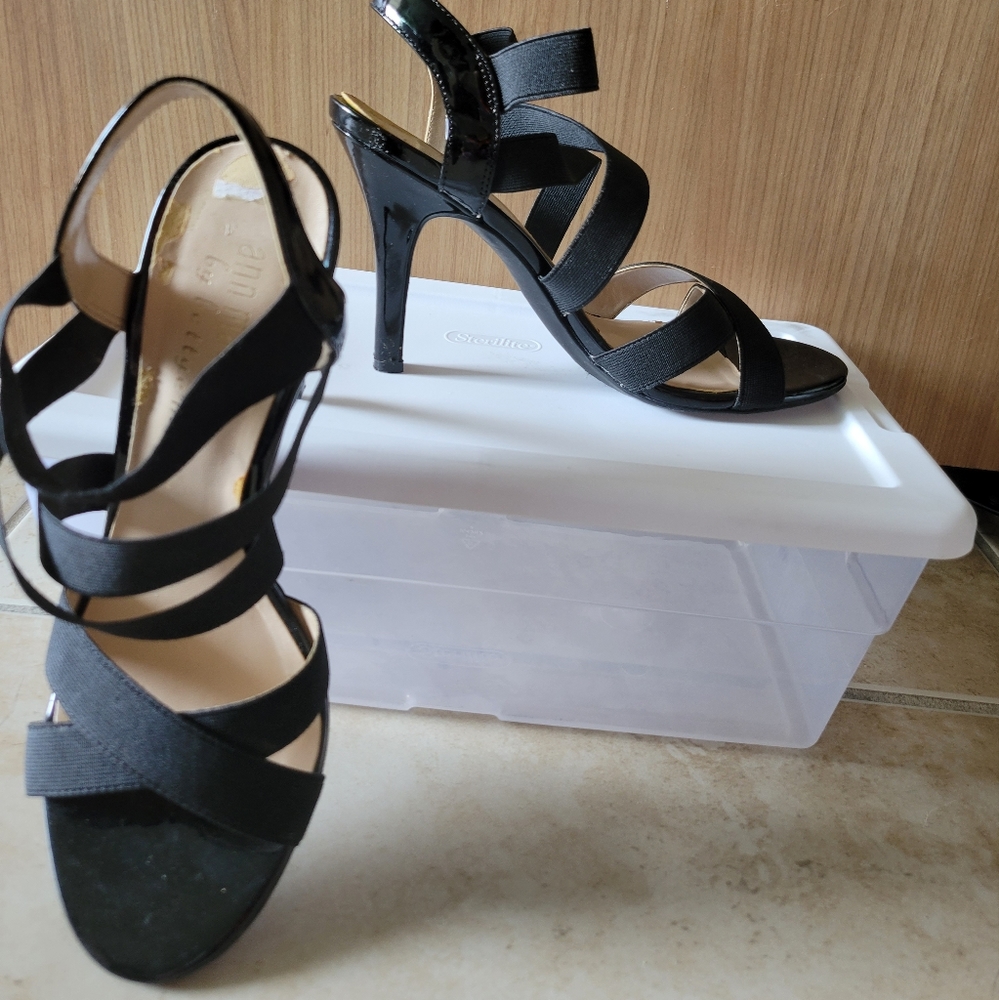 Ann Marino by Bettye Muller Shiny Stretch Stiletto